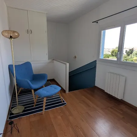 Feriehus Maison Pour 6 Adultes Ou 4 Adultes Et 4 Enfants, 3 Chambres, 1 Jardin